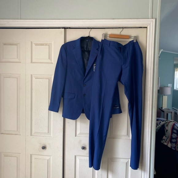 Jos. A. Bank Slim Wool Blue Suit - Picture 4 of 16